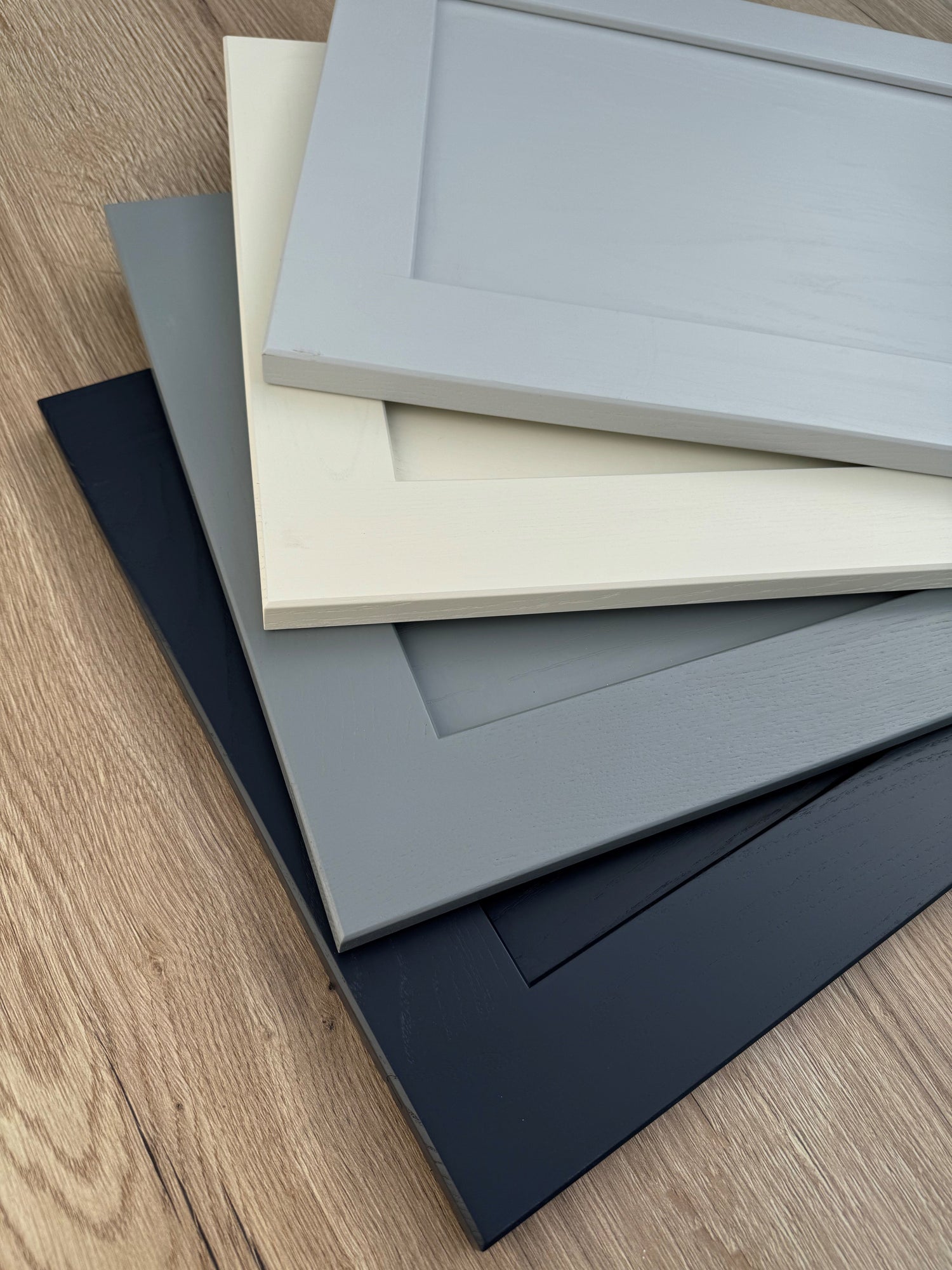 Narrow Timber Shaker Kitchen Doors | Mayfair