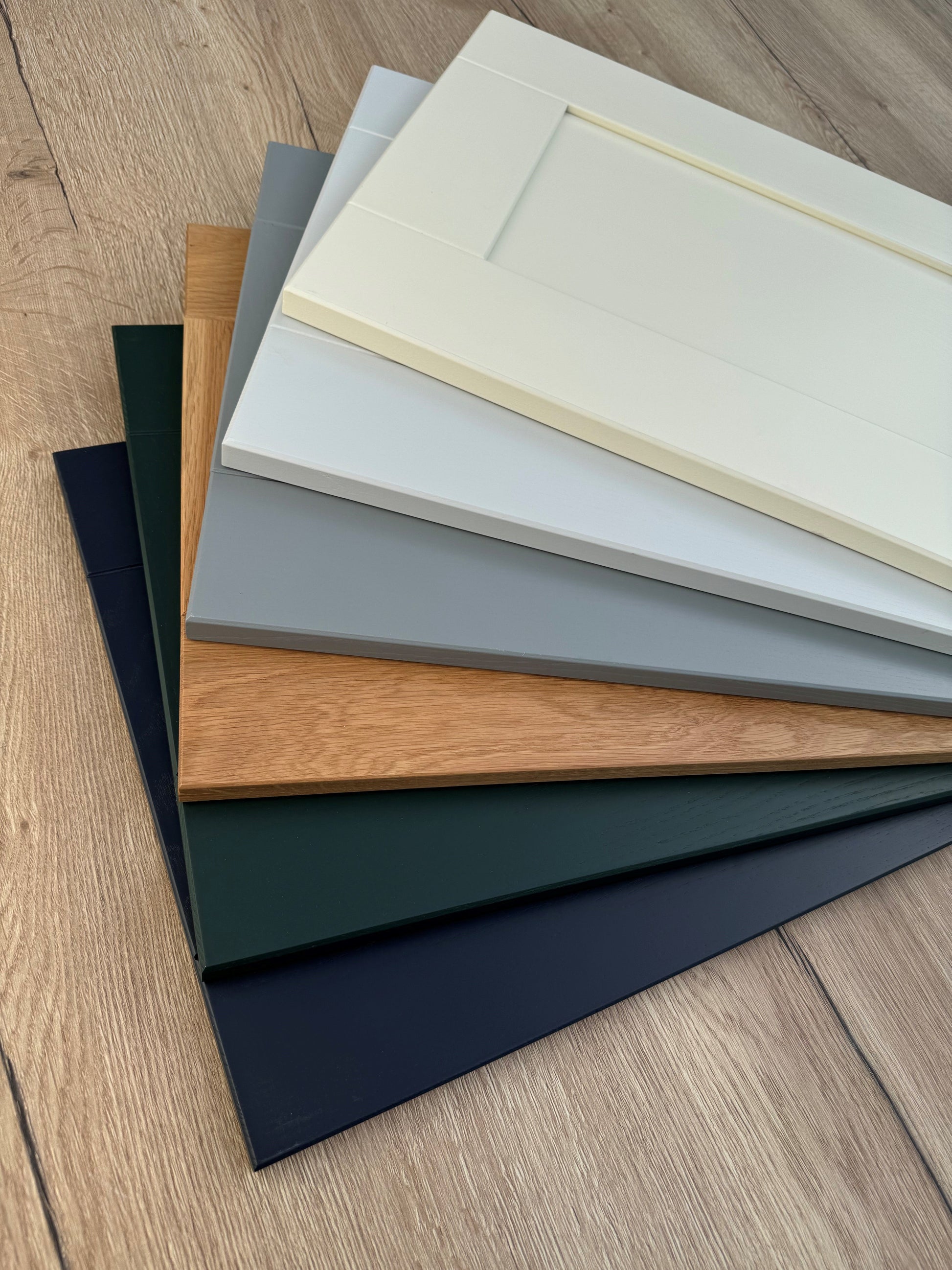 Shaker Kitchen Door - Chantilly Range - Light Grey | Aspin Collins